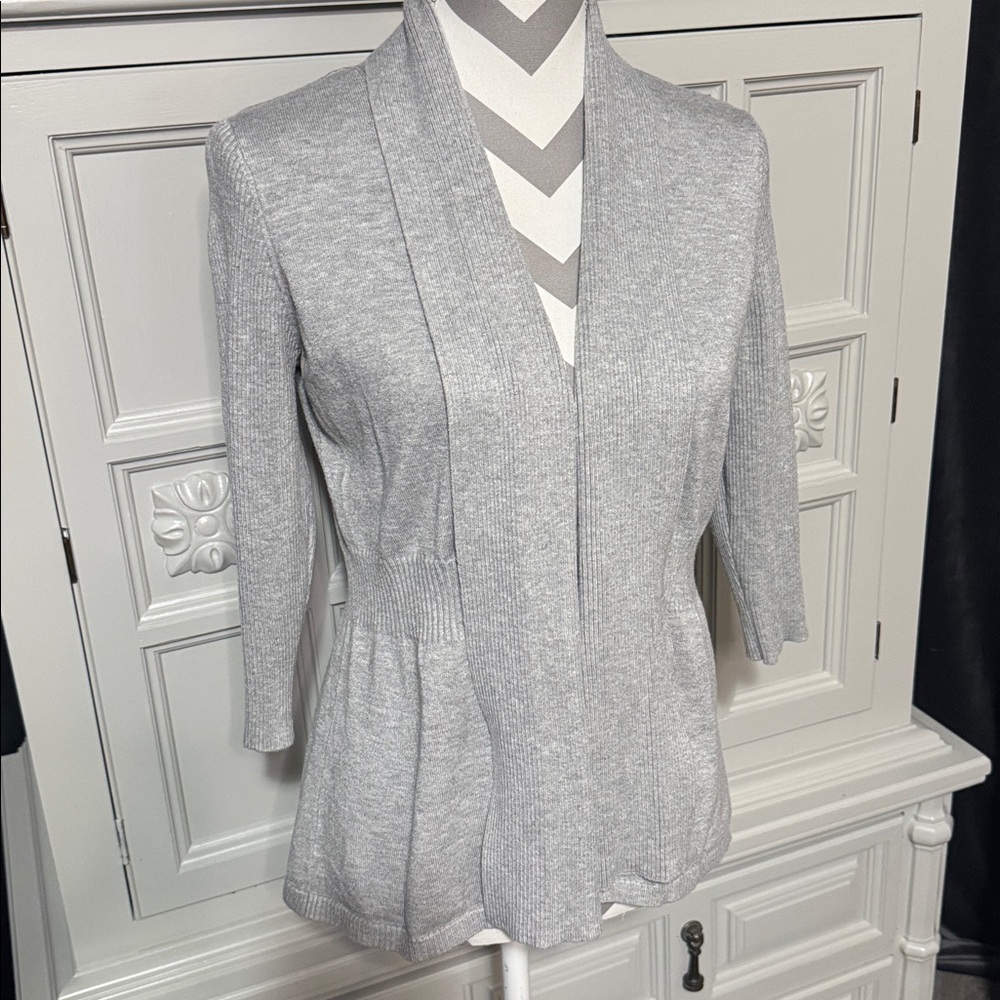 Gray 89th & Madison Open Front Cardigan Size Medium